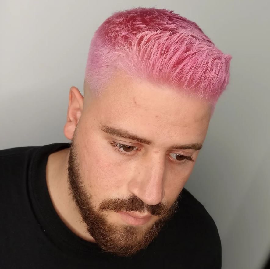 Trabajo de barbería realizado por Rober